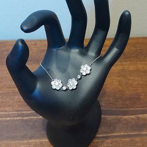 💍 3/$10 💍 Charmed Aroma "Diamond" Flower Tennis Bracelet